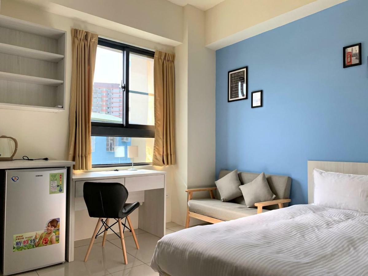 Adagio Hostel Тайчжун Экстерьер фото