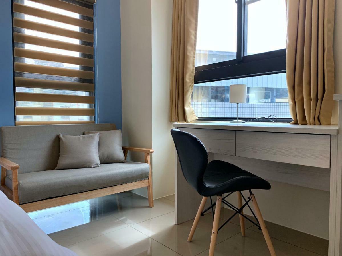 Adagio Hostel Тайчжун Экстерьер фото