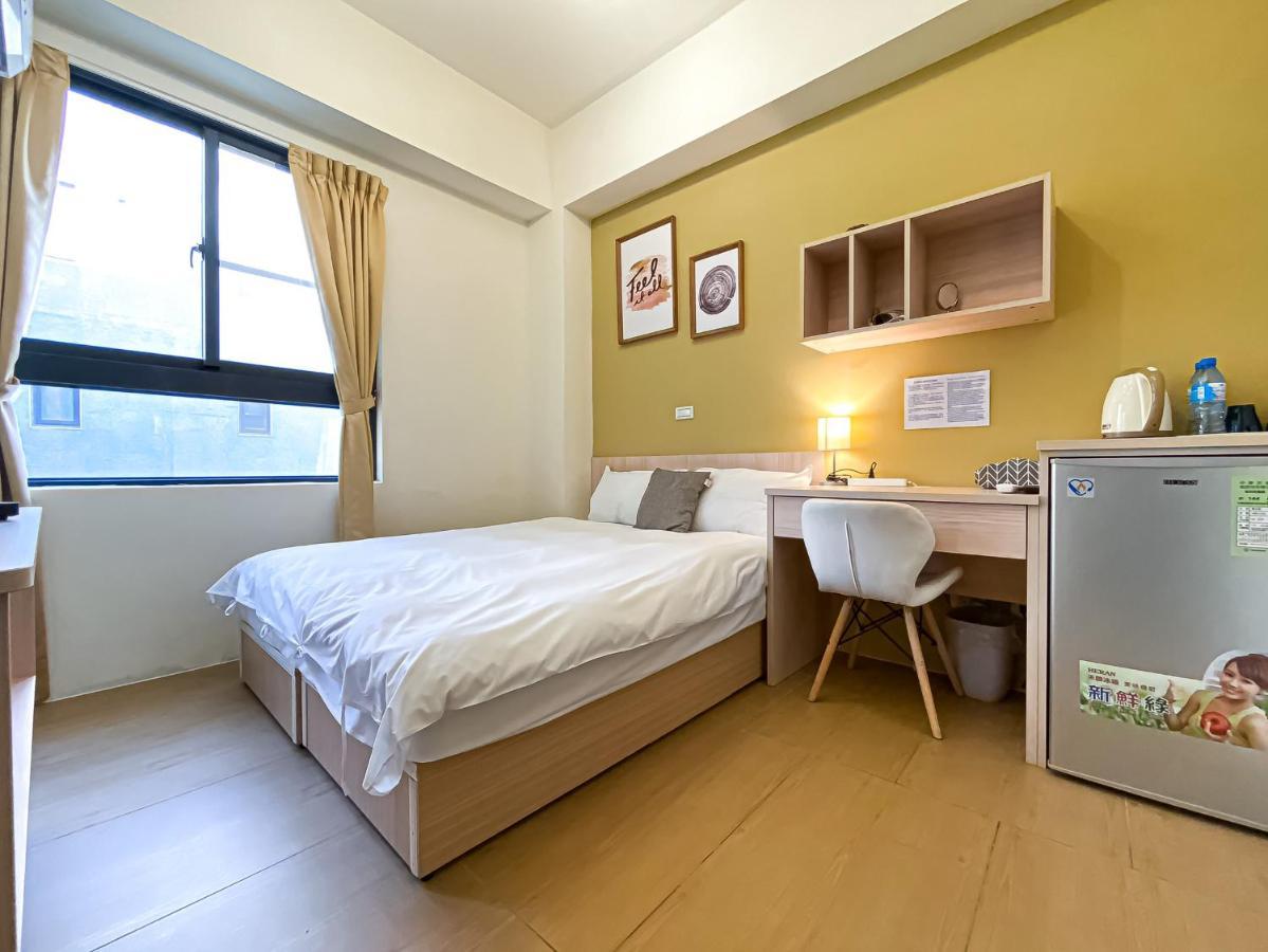 Adagio Hostel Тайчжун Экстерьер фото
