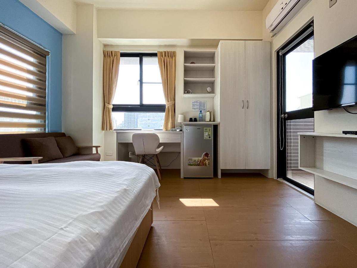 Adagio Hostel Тайчжун Экстерьер фото