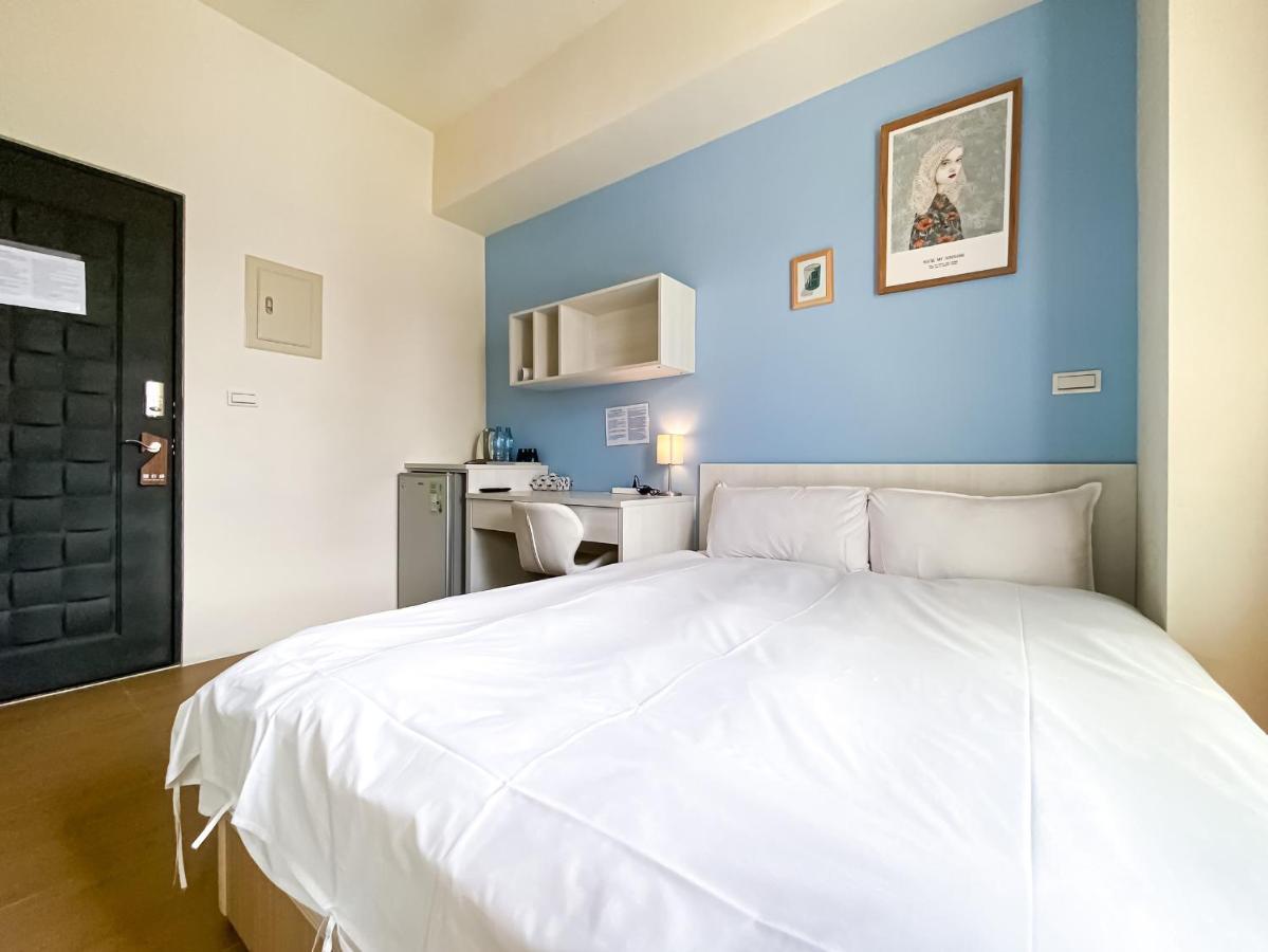 Adagio Hostel Тайчжун Экстерьер фото