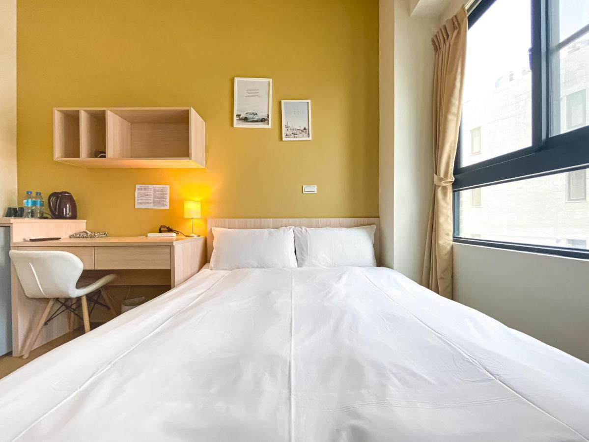 Adagio Hostel Тайчжун Экстерьер фото