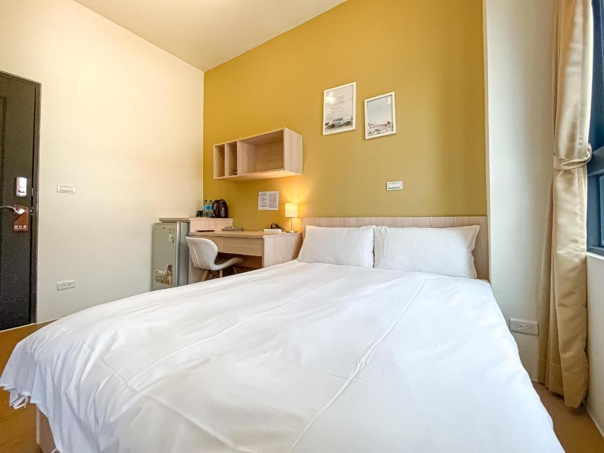Adagio Hostel Тайчжун Экстерьер фото
